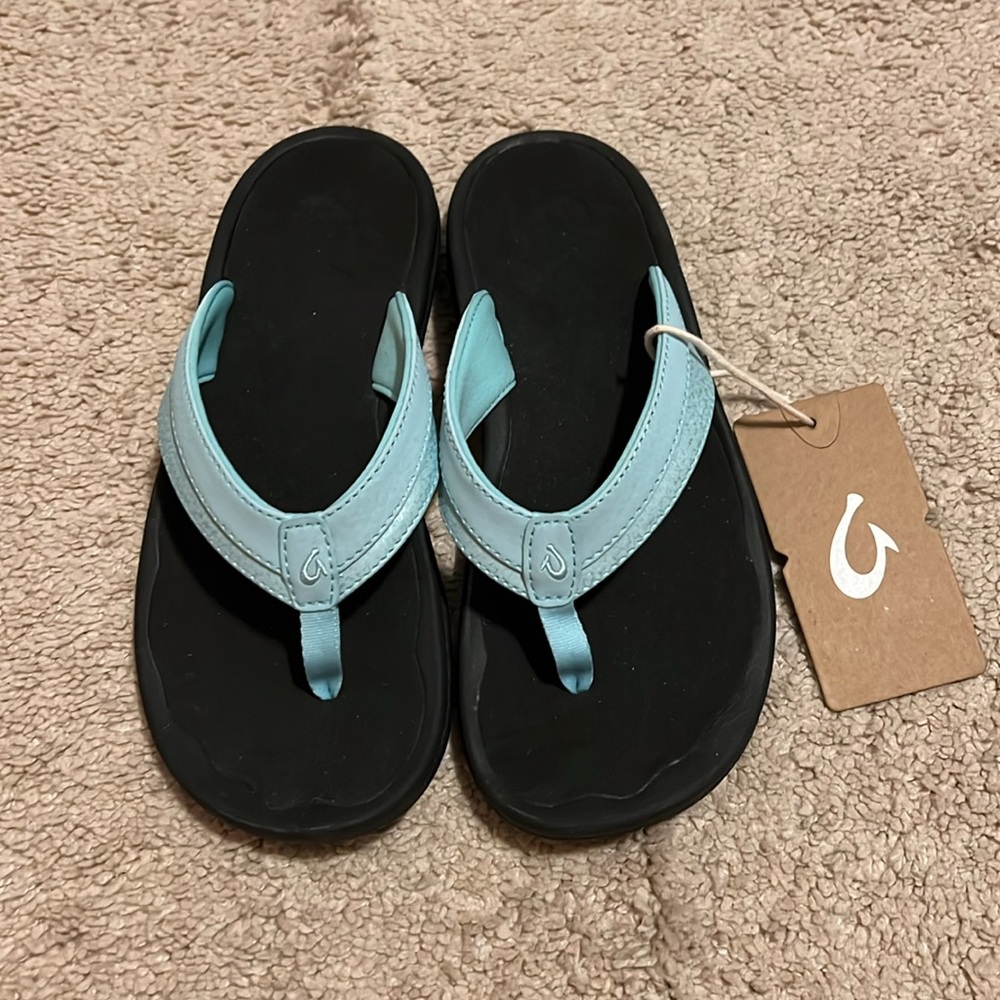 Olukai Ohana flip flops - Picture 2 of 3